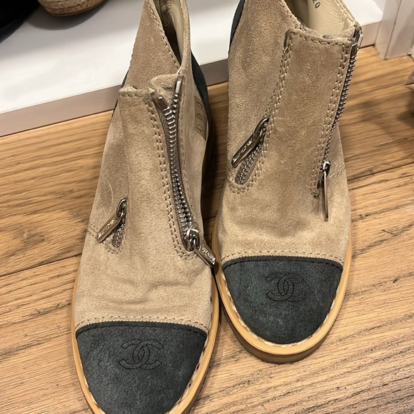 Chanel bootie rubber sole very little use number 38 - Picture 4 of 4